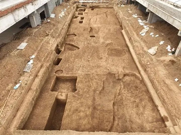 河南发现3千年前商代道路：最宽处14米 堪比如今双向四车道
